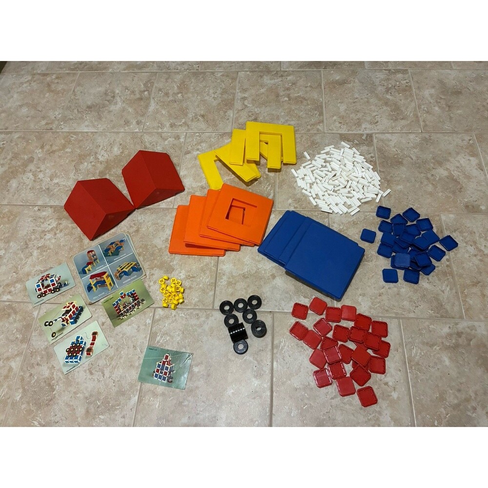Vintage Tupperware Toys Build-O-Fun Master Builder Block Lot 267 Pieces